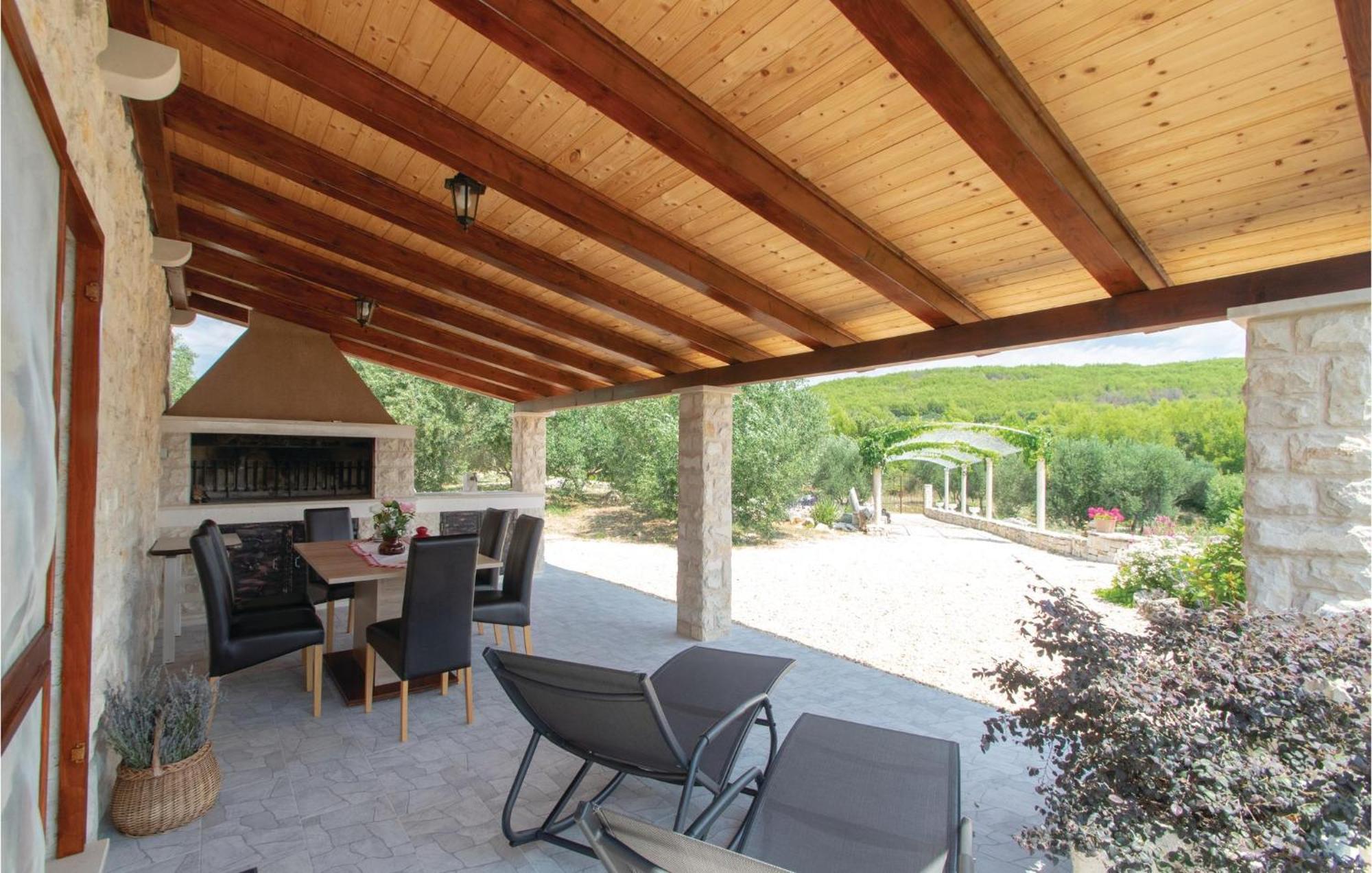 Awesome Home In Smokvica With Kitchen 외부 사진