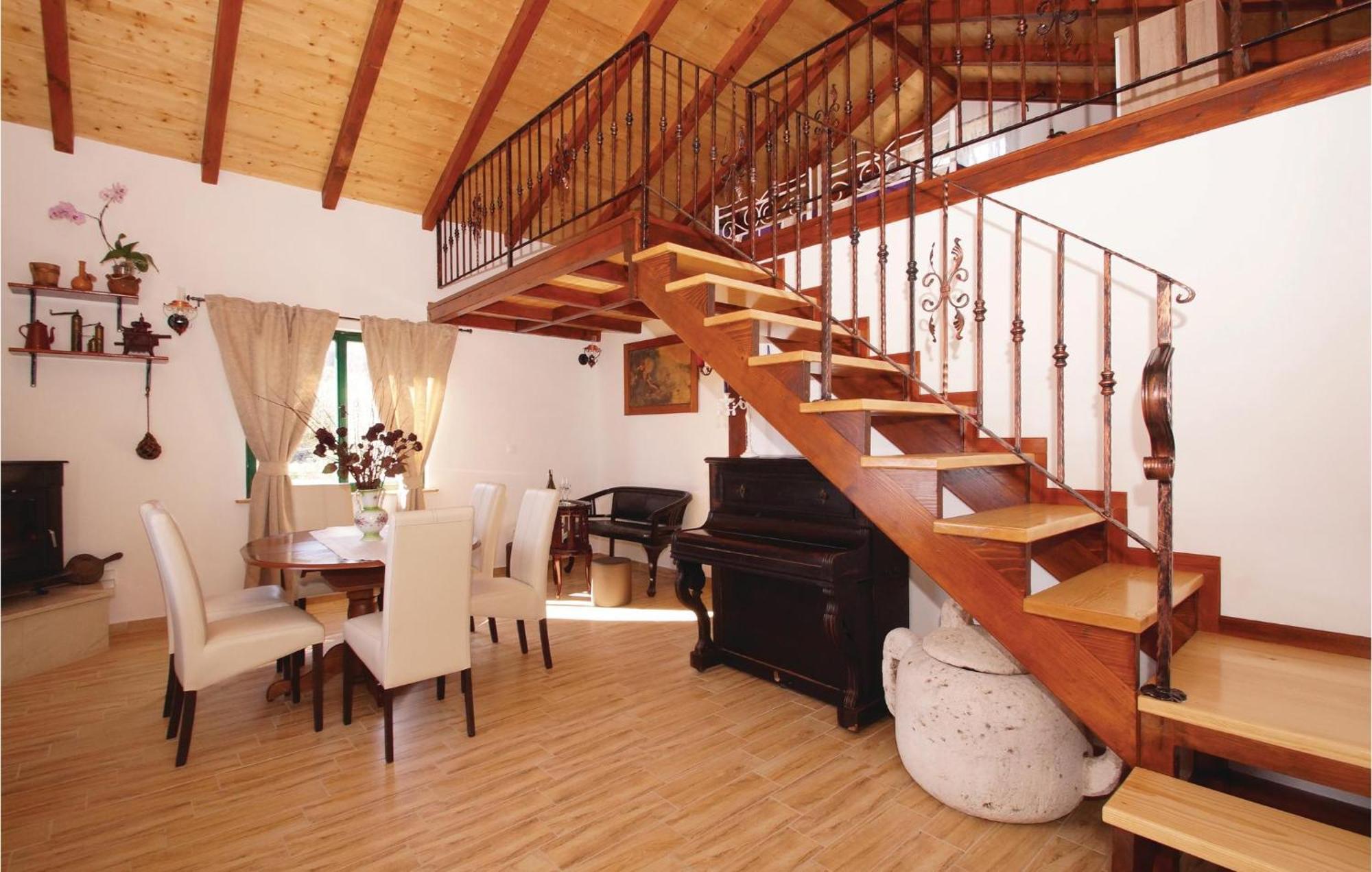 Awesome Home In Smokvica With Kitchen 외부 사진