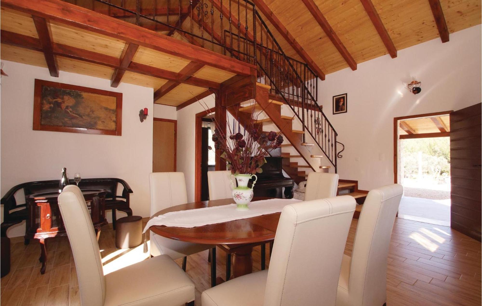 Awesome Home In Smokvica With Kitchen 외부 사진