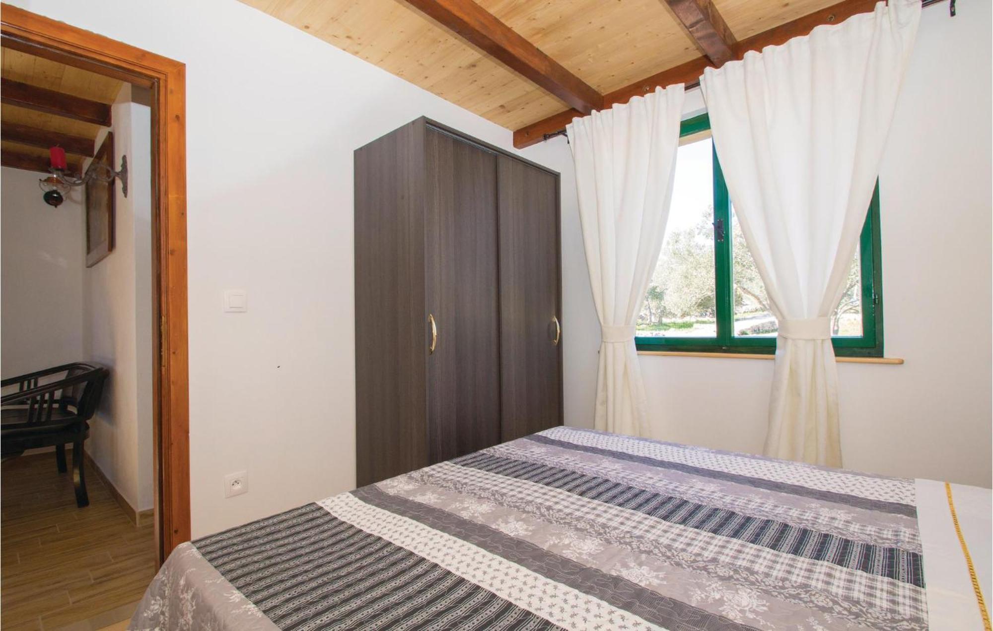 Awesome Home In Smokvica With Kitchen 외부 사진